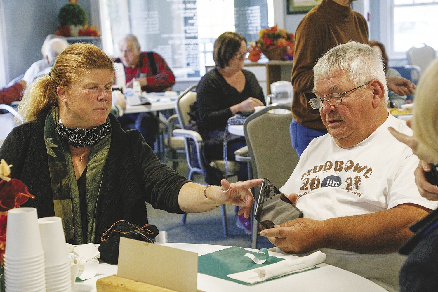 Spectrum donates Samsung tablets, $2,500 to Gibson Center